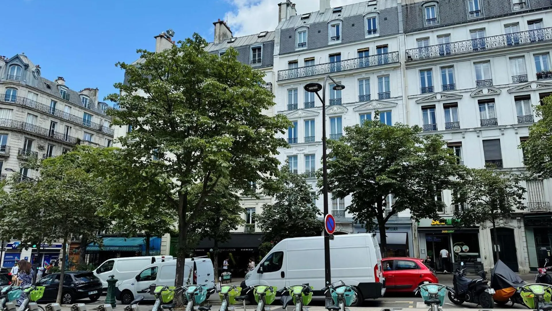 Apartment 2 Minutes Metro Pasteur 15th Cosy Free Parking Paris